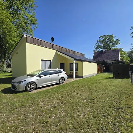 Direkt Am Beach-19k Holiday home Zierow